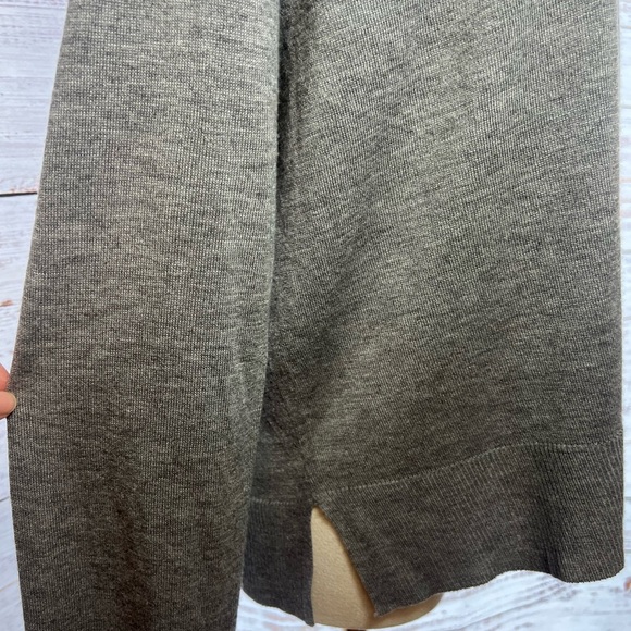 Zara Knit Wear Grey Sweater - Picture 2 of 6